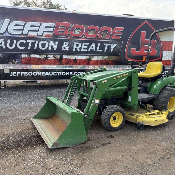 JOHN DEERE 2210
