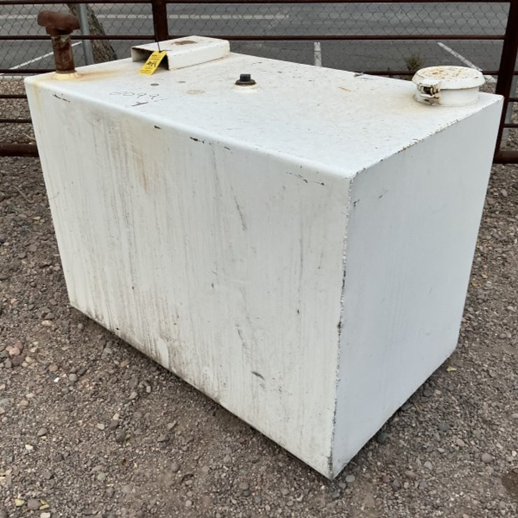 STEEL OIL TANK