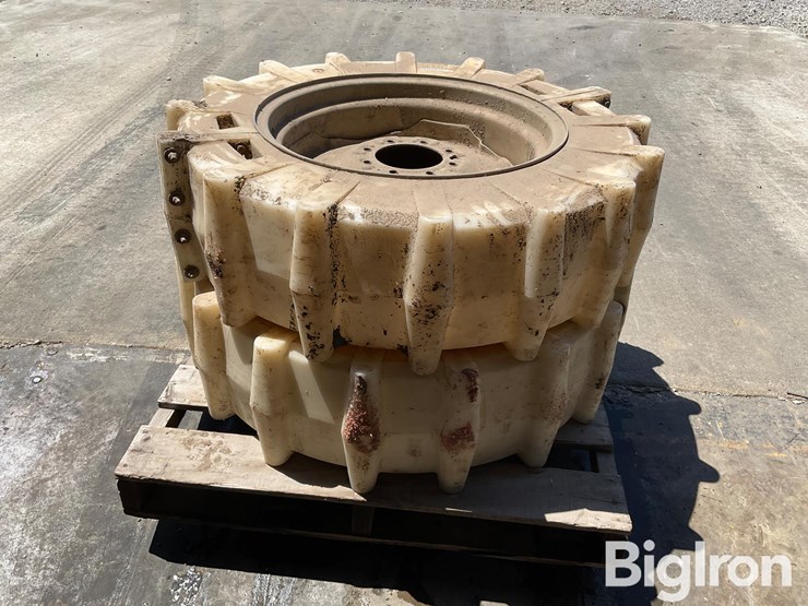 mach-2-solid-irrigation-pivot-wheels-image-2