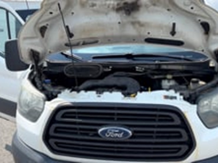 2016-ford-transit-image-9