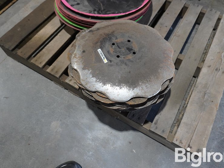 norwood-18"-discs-image-2