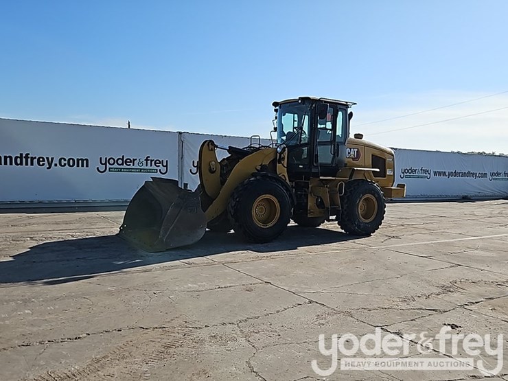 2021-caterpillar-926m-image-2