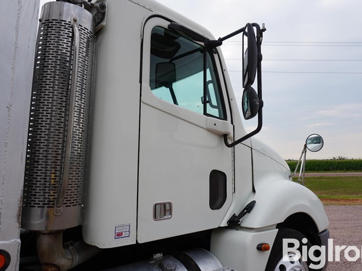 2005-caterpillar-c15-image-10
