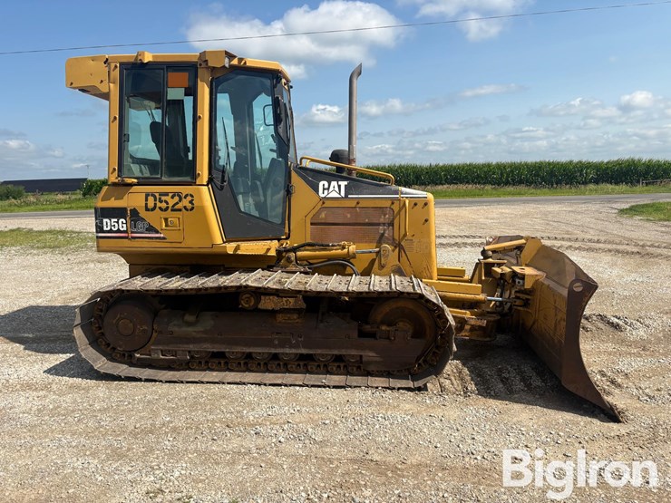 caterpillar-d5g-image-5