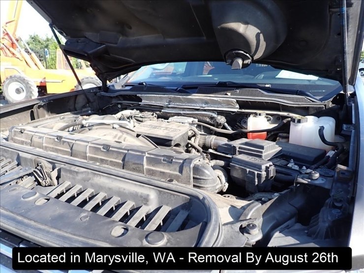 2020-chevrolet-3500-image-28