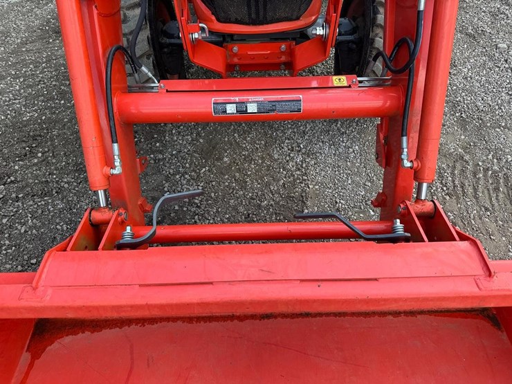 2019-kubota-l4701-image-11