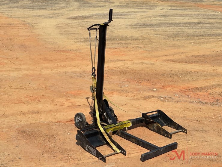 mojack-ez-riding-lawn-mower-lift-image-1