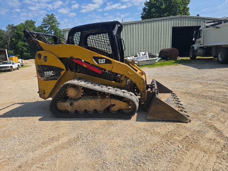 2013-caterpillar-289c2-image-13