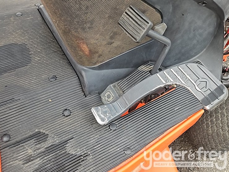 2007-kubota-gr2100-image-24