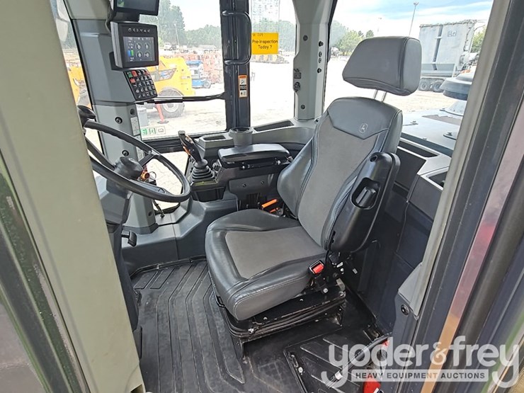 2023-deere-644p-image-48