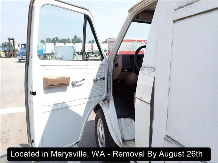 1992-chevrolet-30-image-5