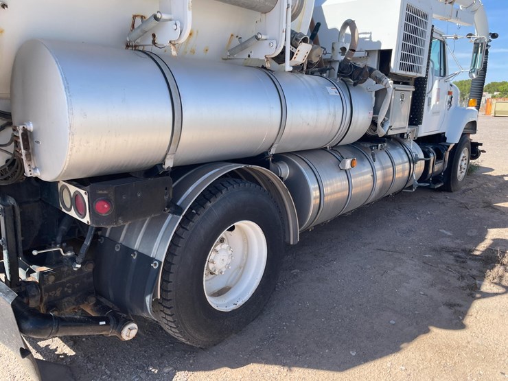 2005-vactor-2100-image-33