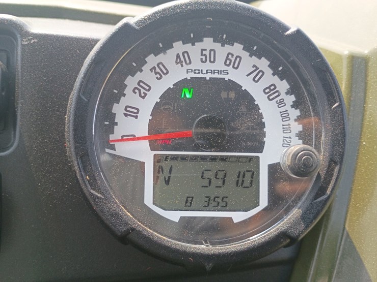 2014-polaris-ranger-crew-image-26