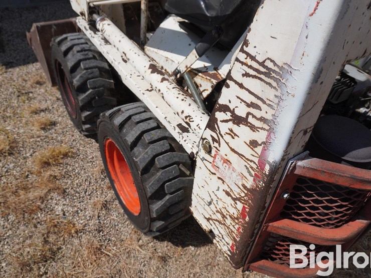 bobcat-m371-image-14