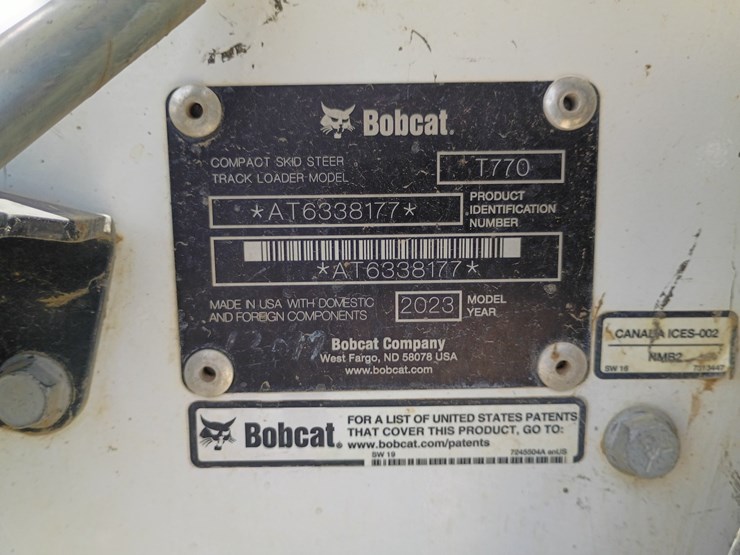2023-bobcat-t770-image-72