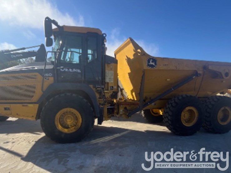 2023-deere-260p-image-7