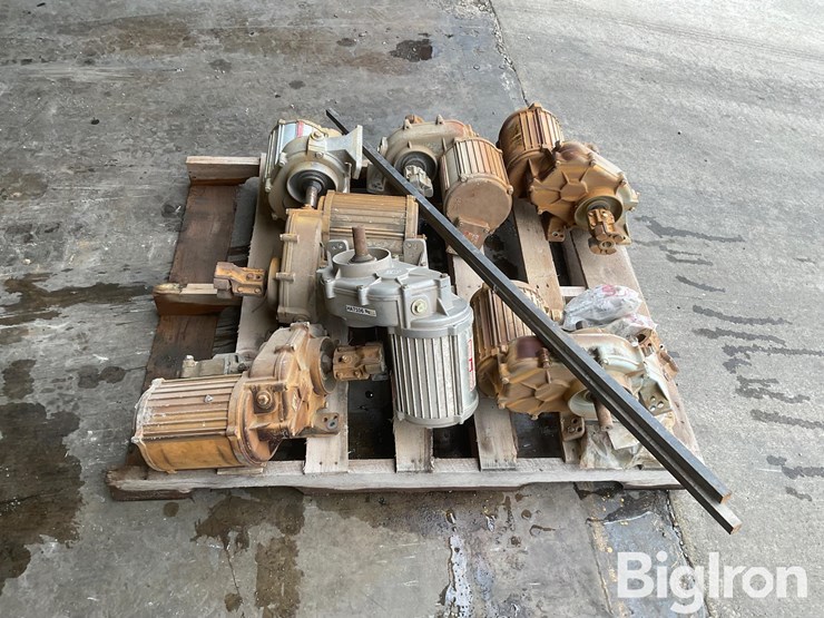 reinke-pivot-drive-motors-image-2