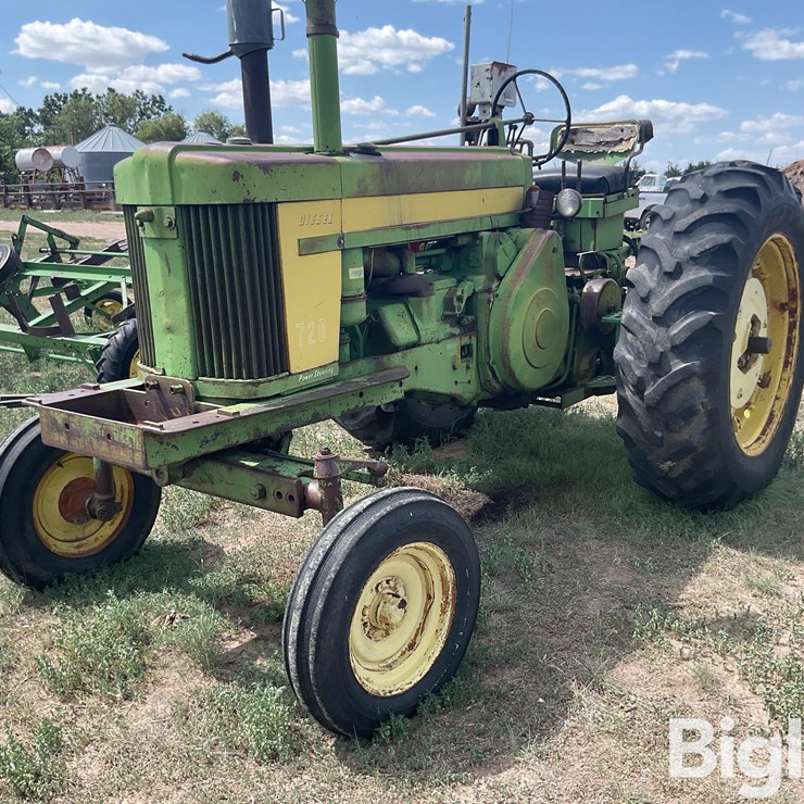1956 JOHN DEERE 720