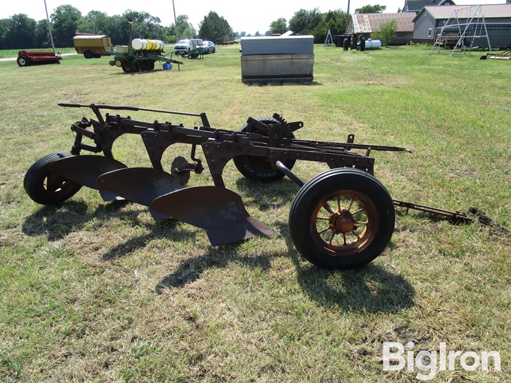 john-deere-model-a-image-4