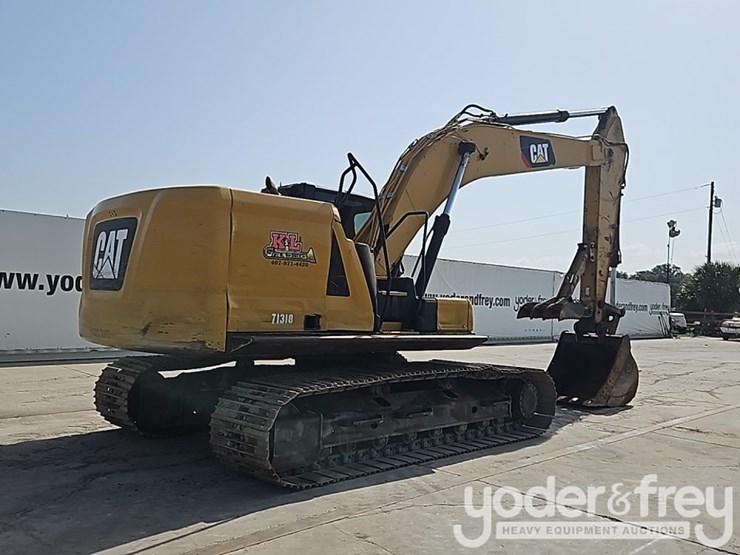 2019-caterpillar-323-image-5