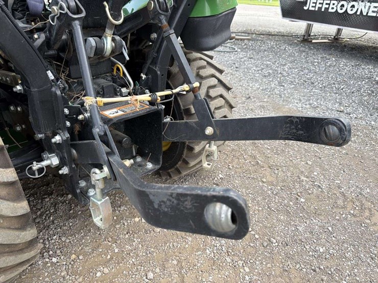 john-deere-1025r-image-18