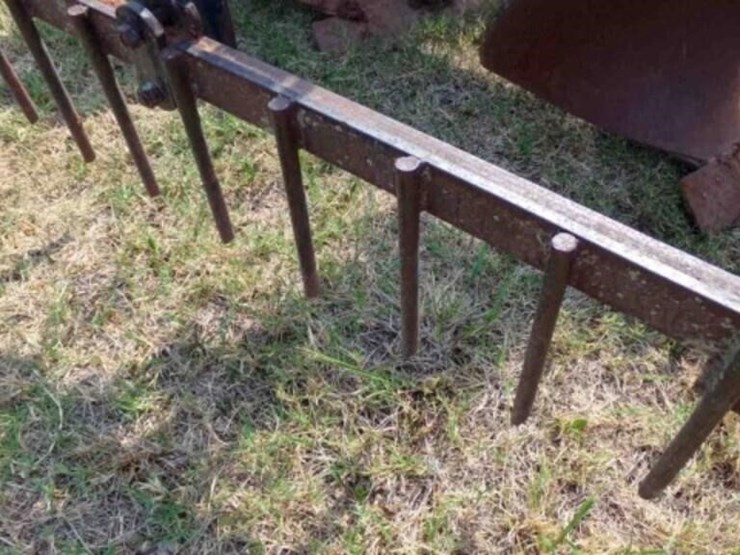 blanchard-7-bottom-mo-board-plow-image-6