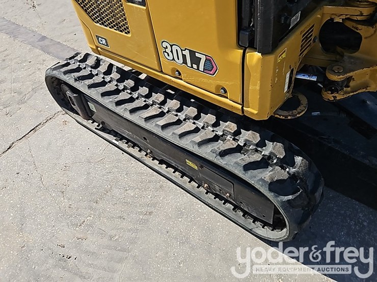 2023-caterpillar-301.7cr-image-11