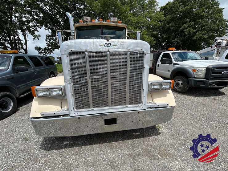 1987-peterbilt-379-image-9