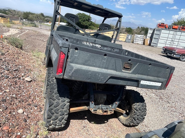 2015-polaris-ranger-image-4
