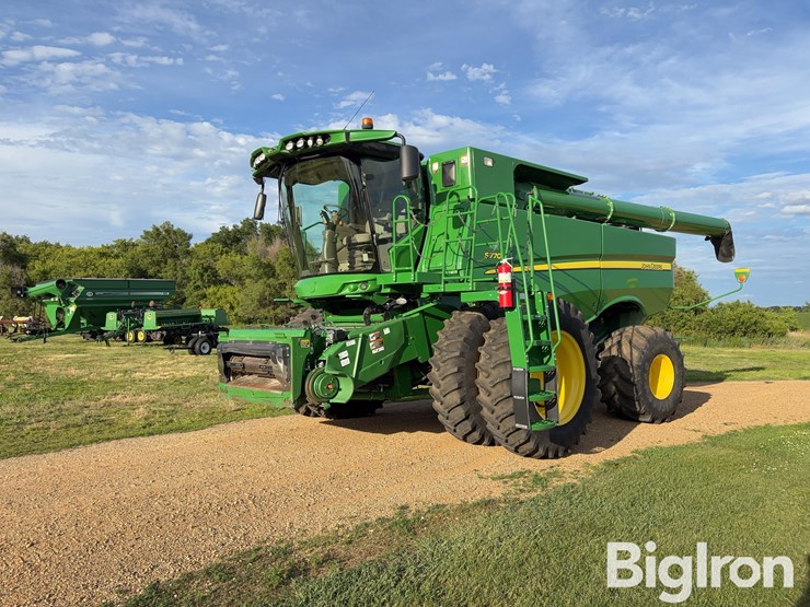 2019-john-deere-s770-image-1