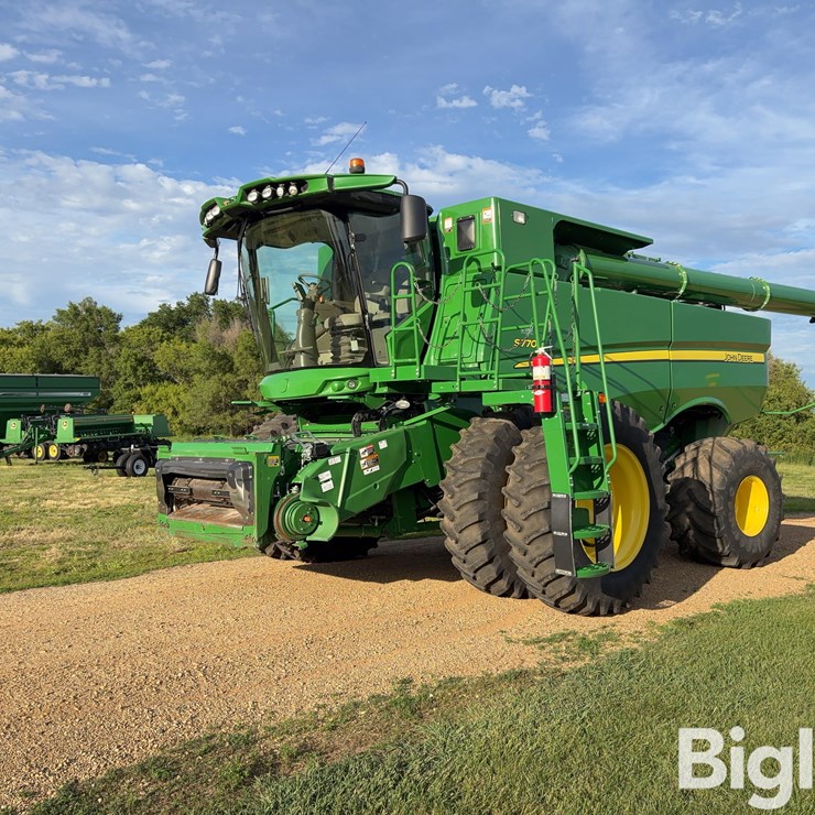 2019 JOHN DEERE S770