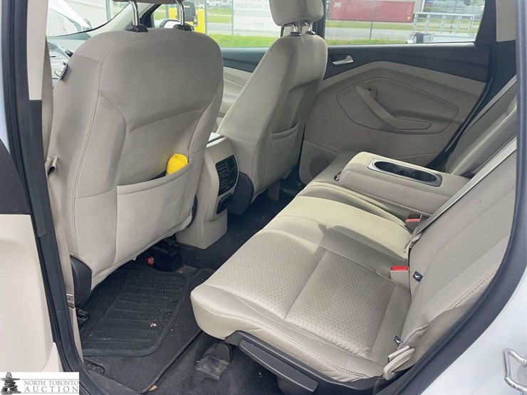 2017-ford-escape-image-15