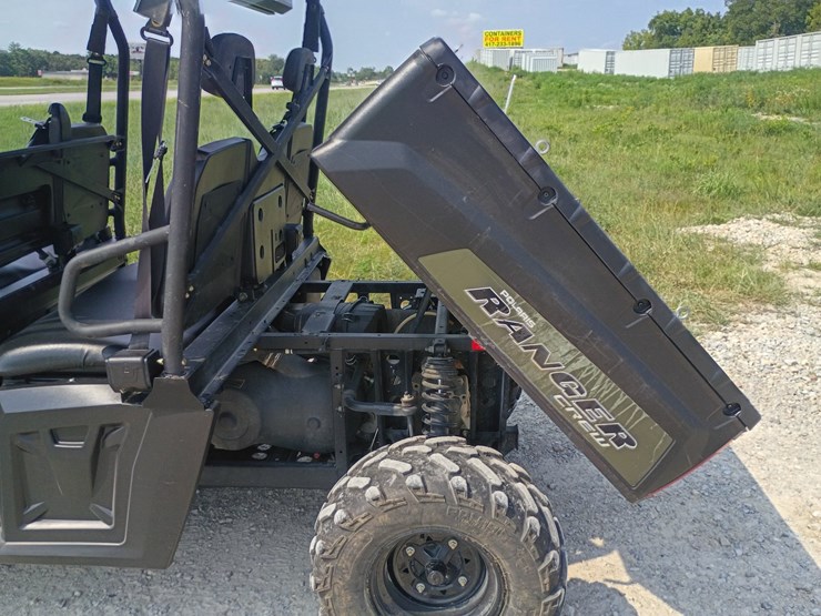 2014-polaris-ranger-crew-image-38