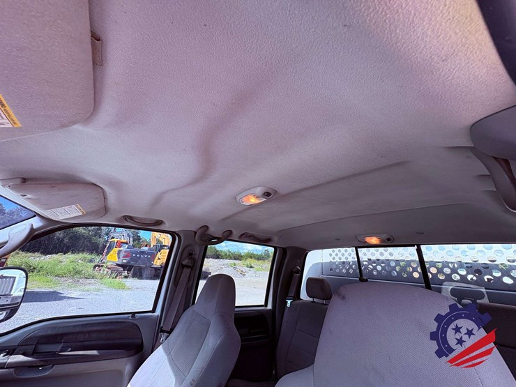 2006-ford-f550-xlt-sd-image-81