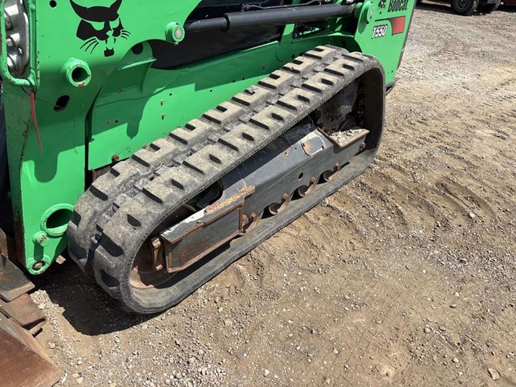 2020-bobcat-t550-image-7
