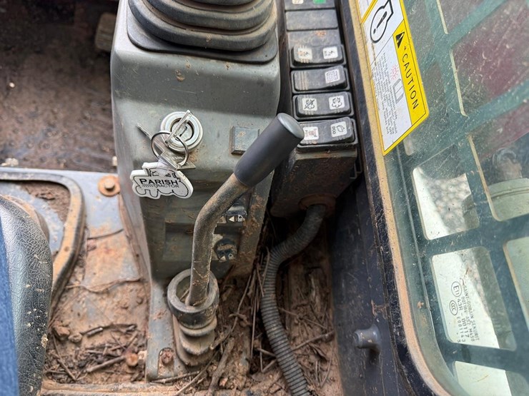 2016-takeuchi-tl10-image-24