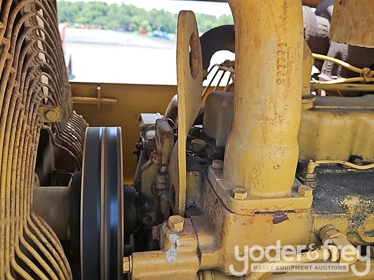 caterpillar-950-image-21