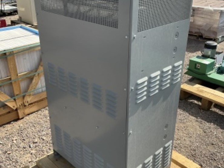 enersys-at30130125-battery-charger-/-rectifier-image-3