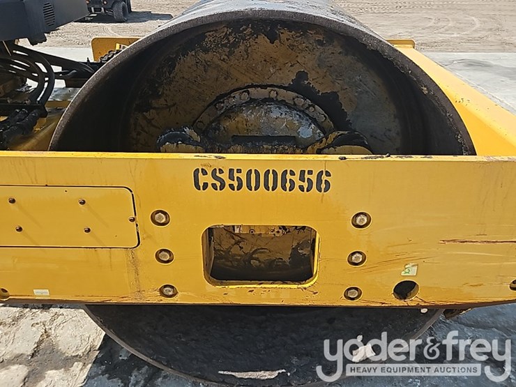 2018-caterpillar-cs54b-image-11