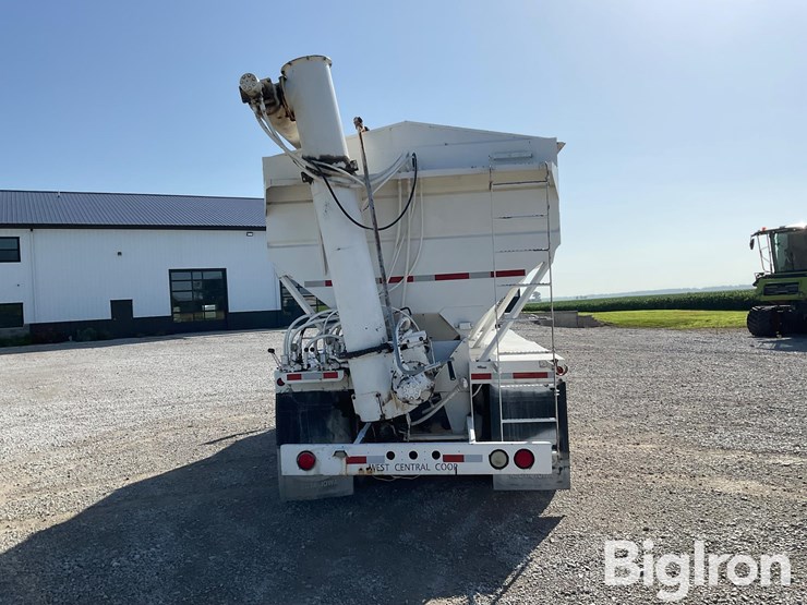 1995-freightliner-fld120-image-6