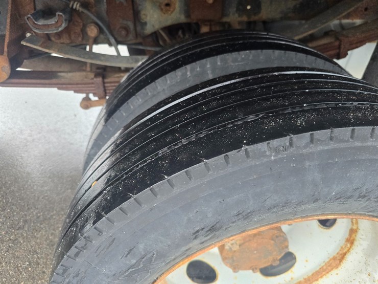 2008-ford-f550-image-29