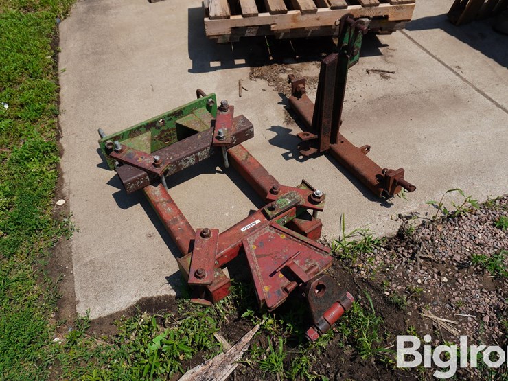 anhydrous-hitch-&-3-pt-hitch-image-3