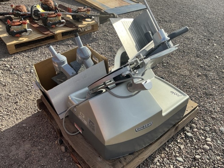 hobart-meat-slicer-&-microscopes-image-3