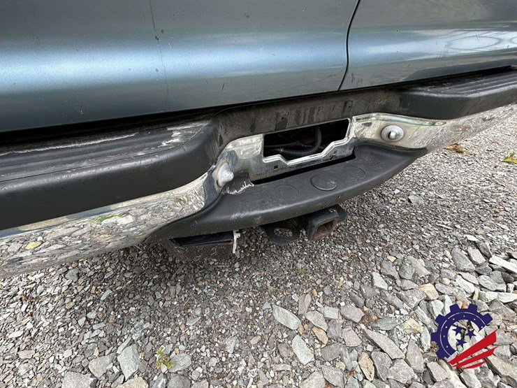 2000-ford-excursion-image-11