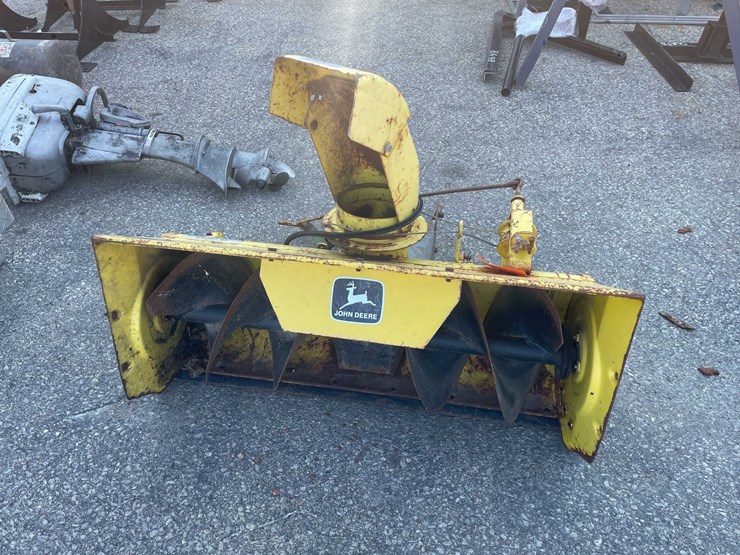 john-deere-180-image-2