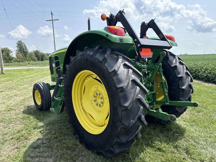 john-deere-7130-image-2