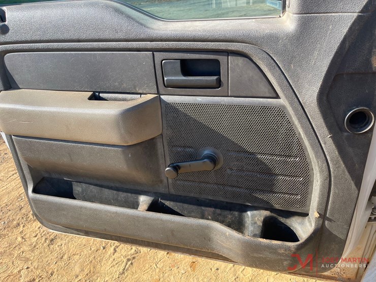 2010-ford-f150-xl-image-21