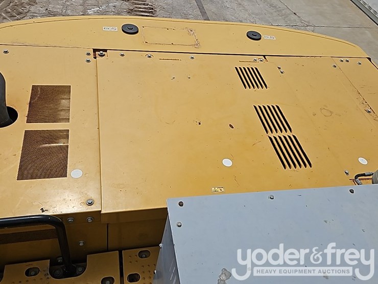 2019-caterpillar-336gc-image-30