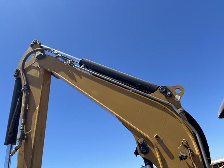 2017-caterpillar-304e2-cr-image-14