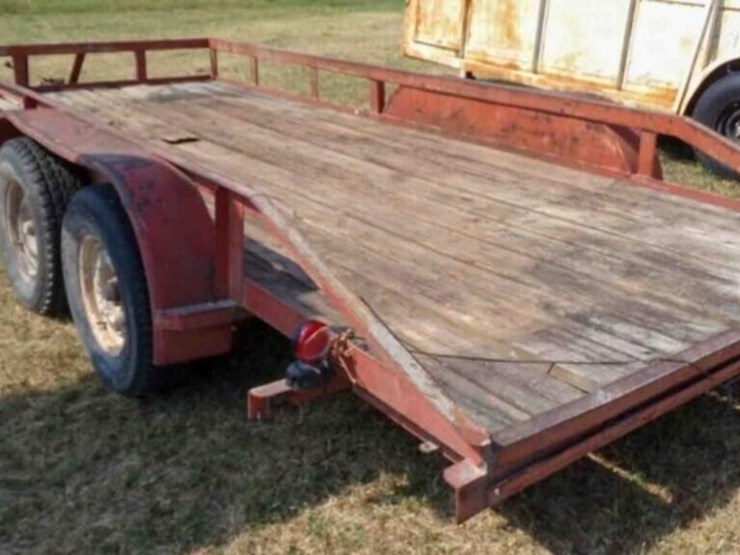car-trailer,-16'x76"-inside-fender,-wood-floor-image-8